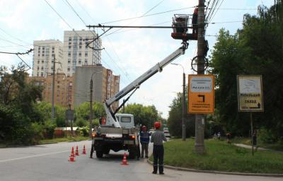 В Рязани начали монтировать новые уличные светильники