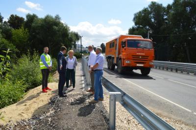 Дорогу в Старожиловском районе отремонтировали на два месяца раньше