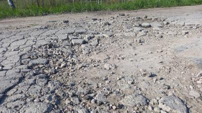 Создана петиция для ремонта дороги на границе Рязанской и Тульской областей