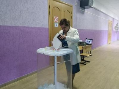 Елена Сорокина отдала свой голос на выборах губернатора 