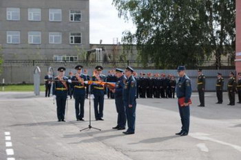 Главному управлению МЧС России по Рязанской области вручено собственное знамя
