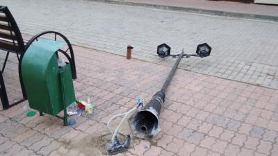 Фонарь в пешеходной зоне Скопина прожил менее суток