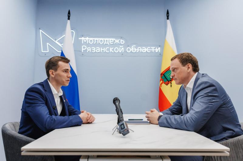Павел Малков и Герой РФ Владислав Головин обсудили развитие «Юнармии» и «Движения Первых»