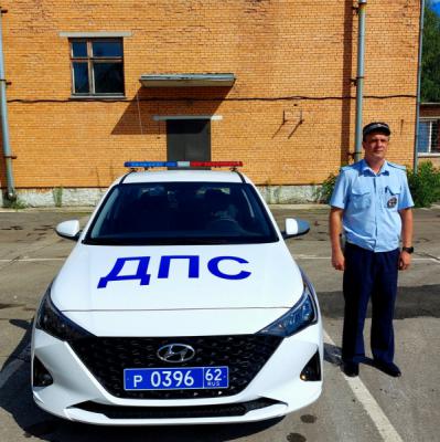 Рязанский автоинспектор помог доставить в больницу беременную женщину