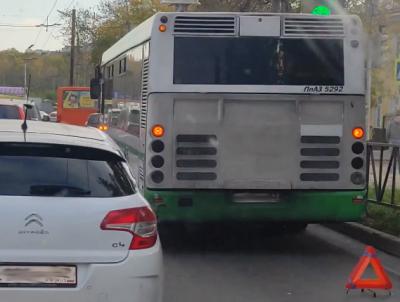 На улице Семашко в Рязани автобус угодил в ДТП