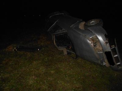 Ночью близ Михайлова «десятка» свалилась в кювет, водитель погиб