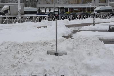 Вопросы уборки снега и наледи в Рязани горожане могут прояснить по телефонам