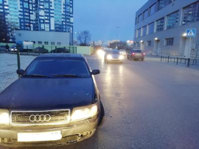 На улице Московской в Рязани Audi 100 сбила женщину