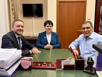 Один из соавторов Конституции РФ станет новым преподавателем РГУ