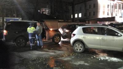 Несколько машин в Рязани пострадали из-за неизвестного водителя