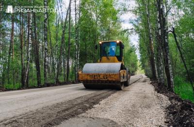 В Клепиковском районе продолжается ремонт дороги Спас-Клепики–Черное–Посерда