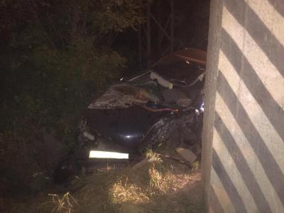 В Рязани погиб водитель легковушки, врезавшийся в опору моста