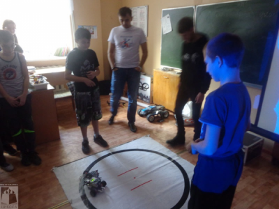 Сасовские школьники познакомились с робототехниками