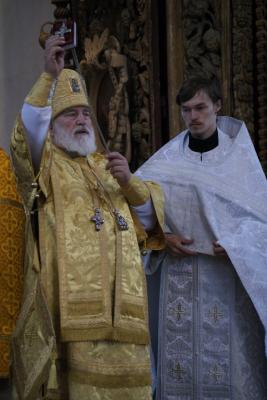 Рязанский митрополит рукоположил диакона в пресвитера