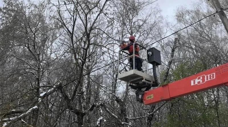 Восстановлено электроснабжение 80% потребителей Рязанской области, нарушенное из-за непогоды