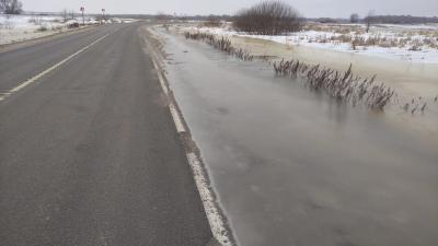 Рязанцев предупредили о возможном подтоплении дороги у села Шумашь