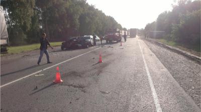 Водитель «шестёрки» не выжил после столкновения с грузовиком на рязанском участке М5