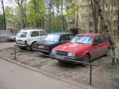 Парковки во дворе: решение есть!