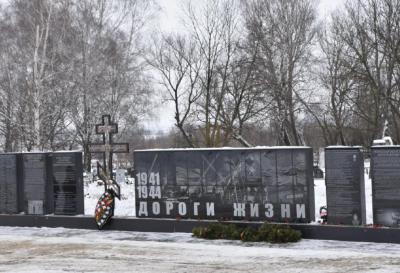 В Спасском районе открыли мемориал жителям блокадного Ленинграда