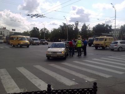 Авария в центре Рязани заблокировала перекрёсток