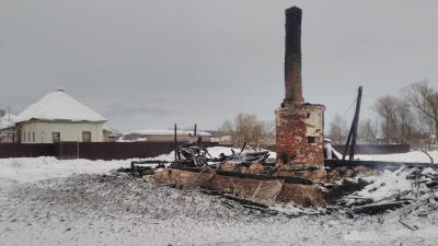 В Касимовском районе сгорело здание почты