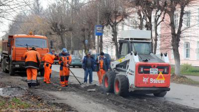 В Рязани починили асфальт ещё на дюжине улиц