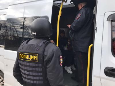 Рязанские полицейские проверяют личный и общественный транспорт
