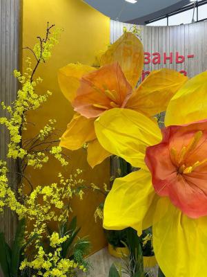 Стенд Рязанской области на выставке «Россия» украсили весенние цветы
