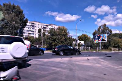В Рязани на Михайловском шоссе произошло массовое ДТП