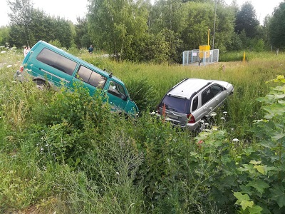 В Касимовском районе два автомобиля вылетели с дороги в результате ДТП