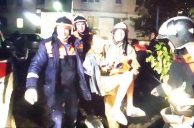 На крупном пожаре в Рязани спасли 5 человек