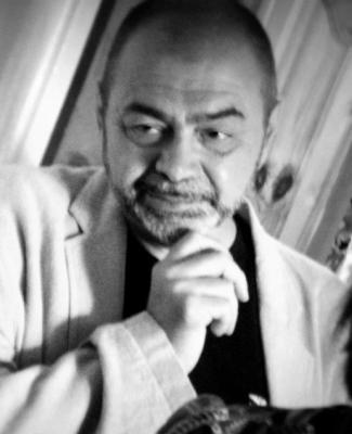 Михаил Колкер