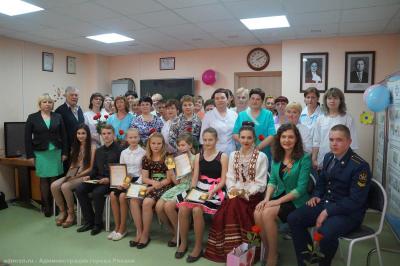 Участники проекта «Город будущего» поздравили рязанских медсестёр