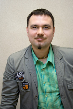 Олег Ховрачёв