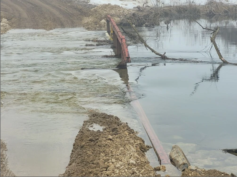 В Михайловском округе подтопило дорогу