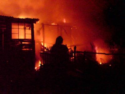 В Ухоловском районе сгорел шлакоблочный дом