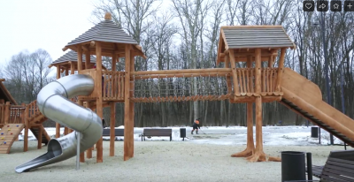 В рязанском Лесопарке закончили благоустройство детской площадки