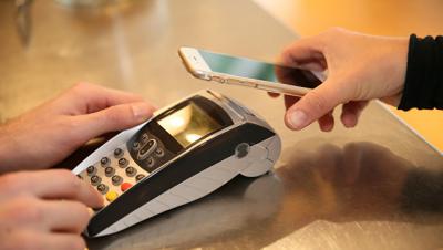 С «МегаФоном» и Mastercard можно оплачивать покупки смартфоном в одно касание