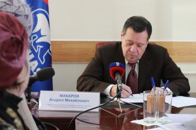 Андрей Макаров выслушал проблемы рязанцев на личном приёме