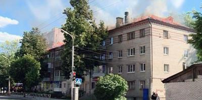 Рязанцы гадают о причинах пожара в жилом доме на улице Грибоедова