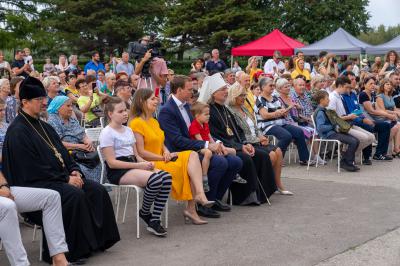 Павла Малкова сфотографировали с женой и детьми в Рязани