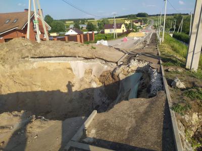 Провал на дороге под Рязанью до сих пор не ликвидирован