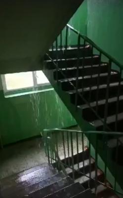 Из-за ливня в Рязани затопило дом на улице Интернациональной