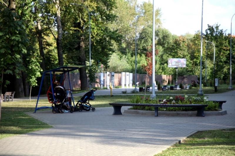 В Рязани продолжают благоустраивать Гвардейский сквер