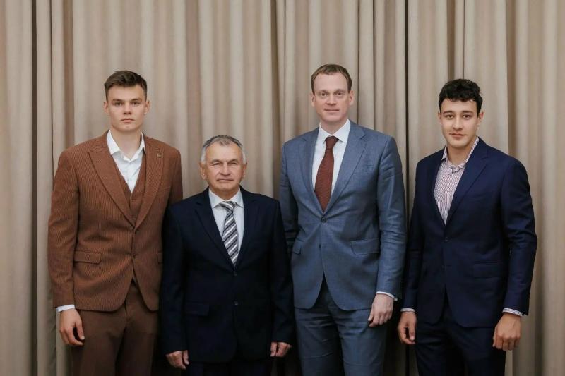 Павел Малков пообещал поддержку рязанским каноистам