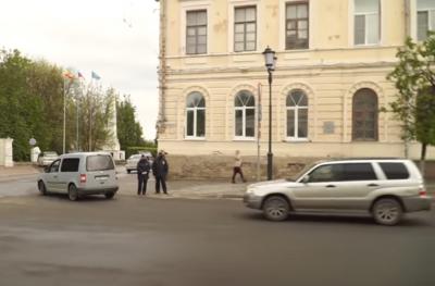 Автолюбители Касимова устроили акцию протеста против плохих дорог