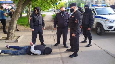 В Рязани полицейские по горячим следам задержали грабителя