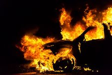 На улице Бирюзова в Рязани сгорели «шестёрка» и «Газель»
