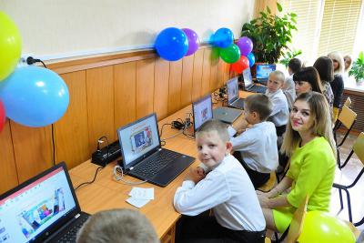 В Рязанской школе-интернате появился компьютерный класс