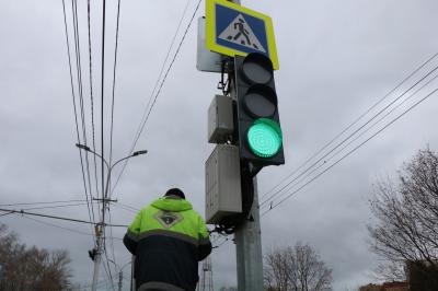 Комиссия не приняла новый светофор возле школы №73 Рязани